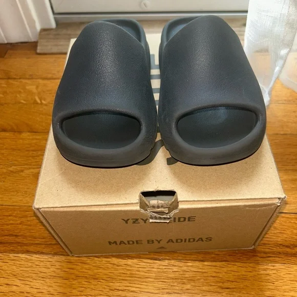 adidas gazelle silver green womens Adidas Yeezy Slides  DeesKicks